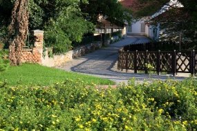 Mosonmagyar�v�r - a Thermal Hotel Superior Mosonmagyar�v�r aj�nl�s�val